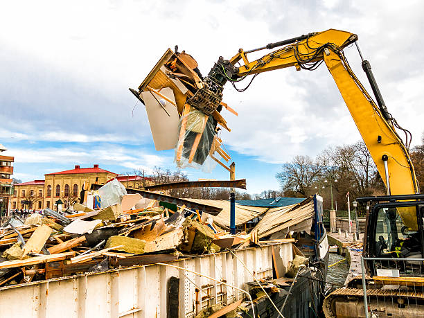 Best Yard Cleanup Services  in Fullerton, NE